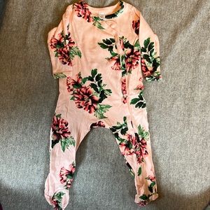 Nordstrom baby pink floral footie outfit. 9 months. Button closures.